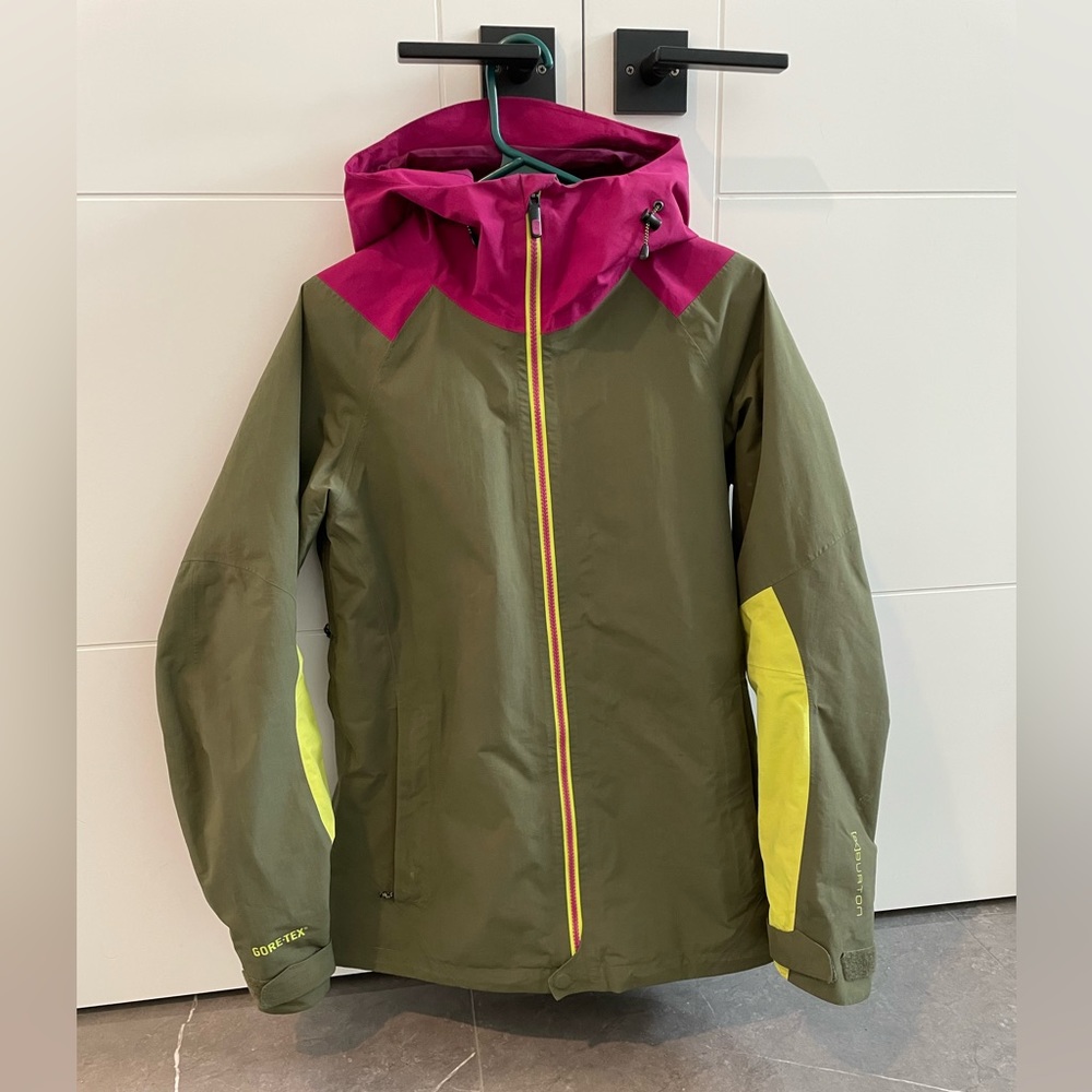 Women's Burton [ak] GORE‑TEX 2L Jacket - Sz Medium